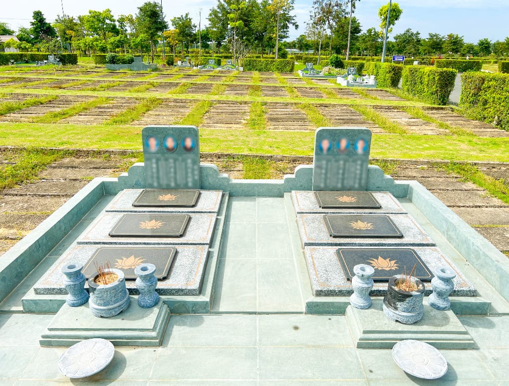 Mộ tam quách Sala Garden