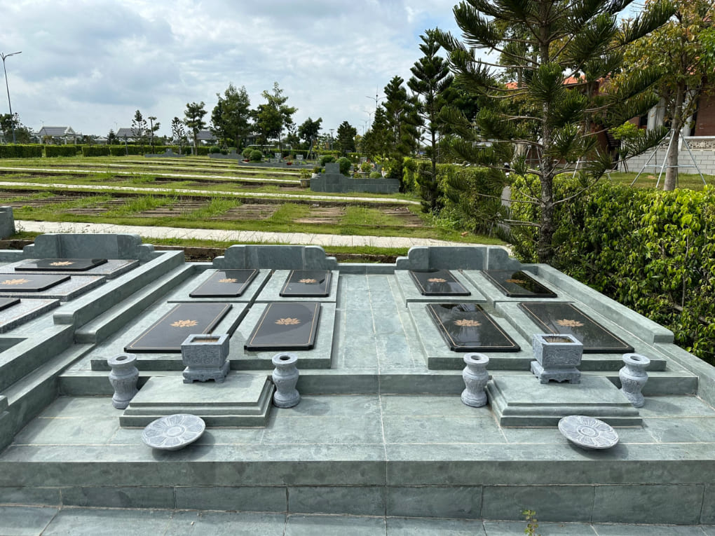 Mộ tứ quách Sala Garden