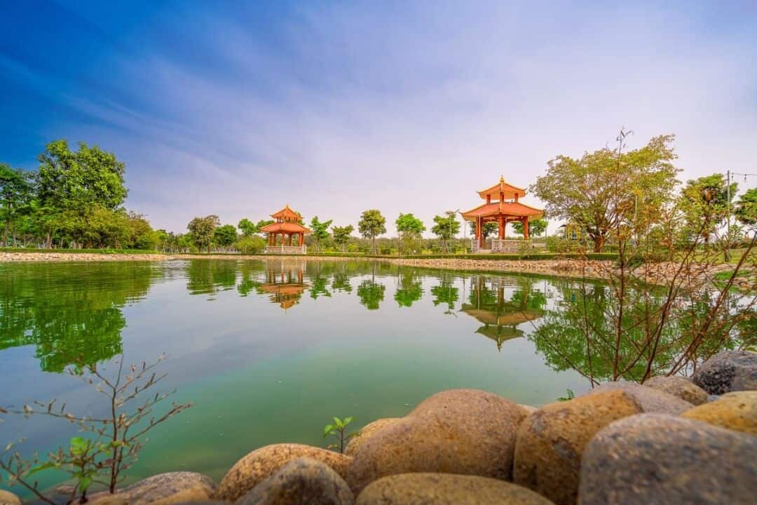 Chòi nghỉ chân tại nghĩa trang Sala Garden
