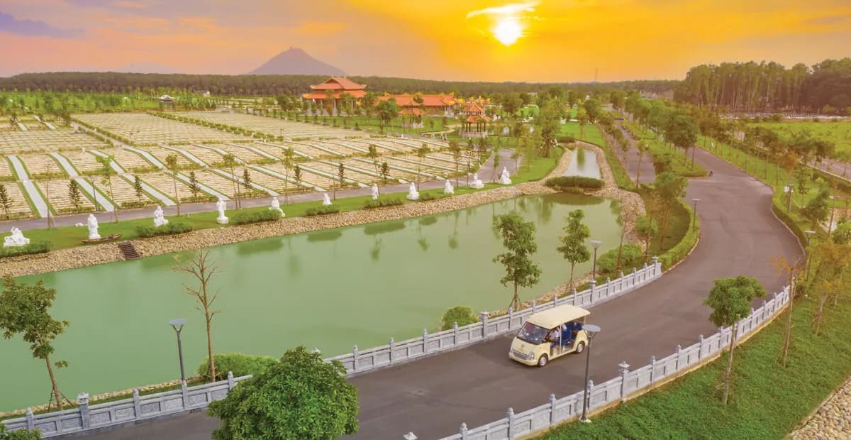 Lộ trình tham quan bằng xe điện tại Sala Garden