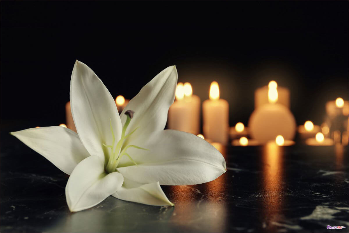 Đèn cầy bái quan trong tang lễ Công giáo