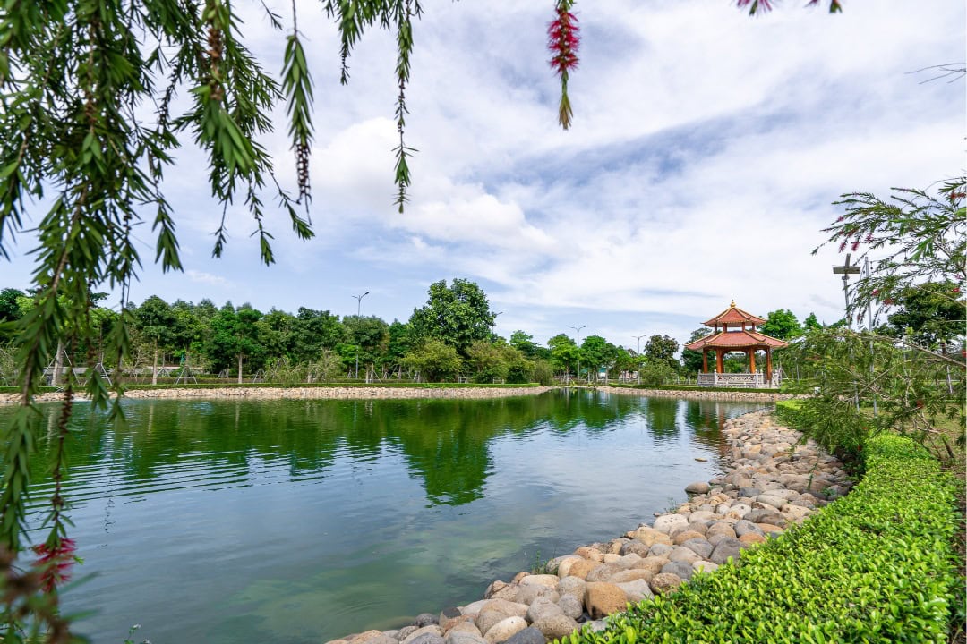 Suối phong thủy Sala Garden