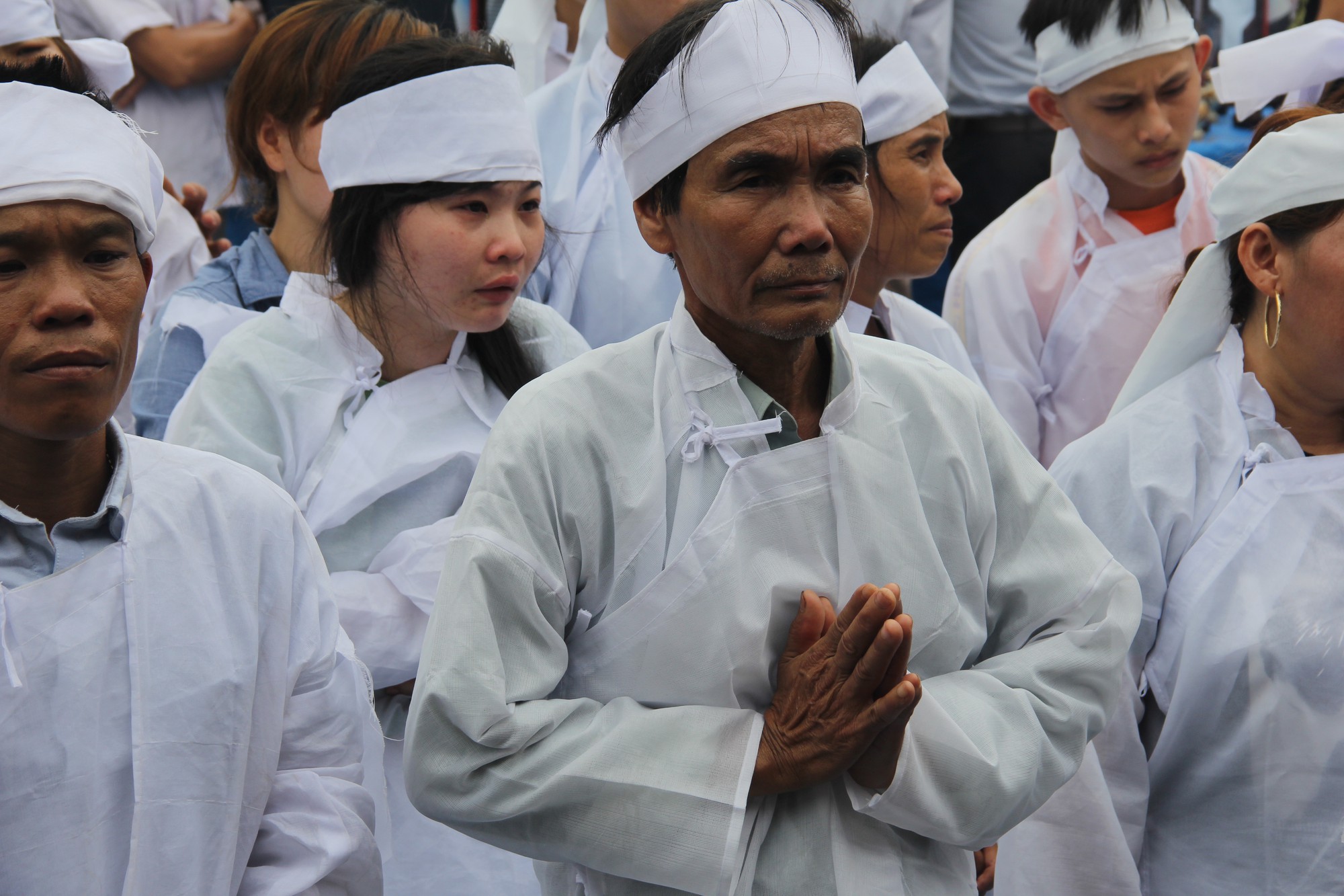 Áo tang lễ miền Trung