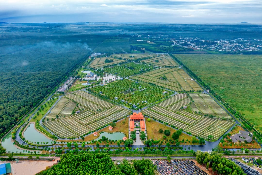 Ảnh chụp tại hoa viên nghĩa trang sinh thái Sala Garden