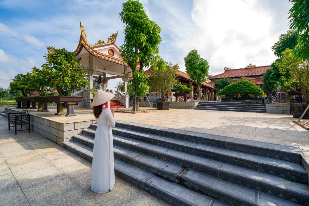 Ảnh chụp tại hoa viên nghĩa trang sinh thái Sala Garden