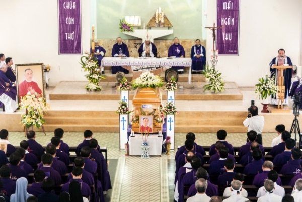 Thánh lễ tang lễ Công giáo