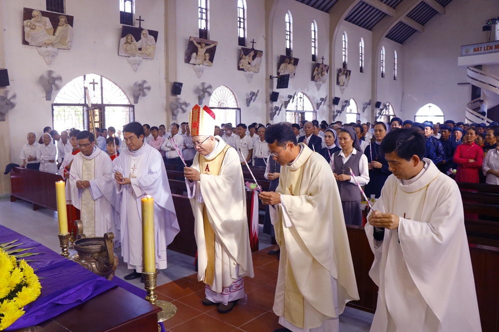 Tôn sư trọng đạo cầu nguyện