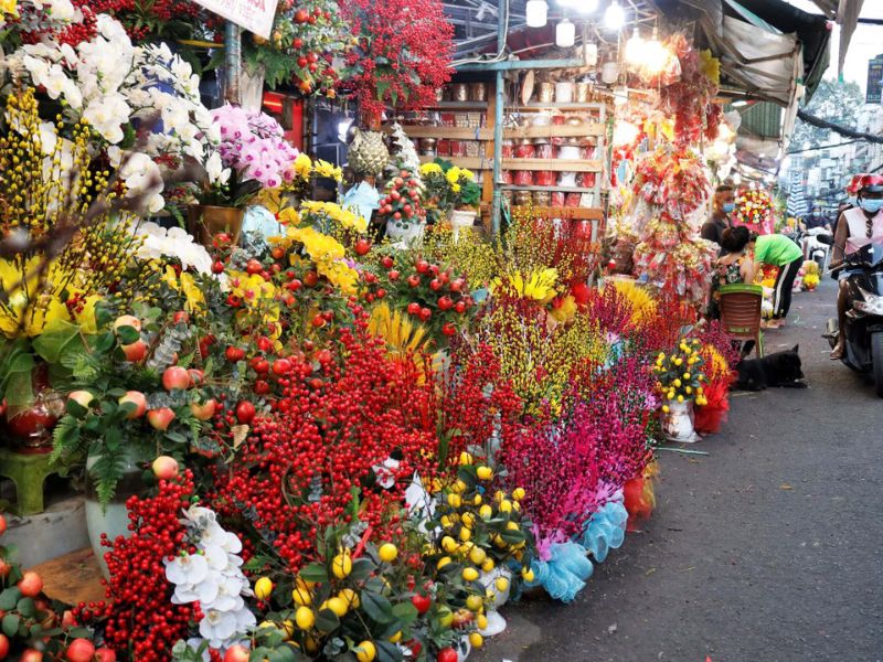 Đi chợ ngày Tết
