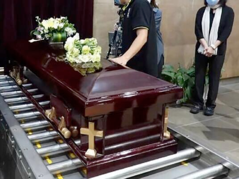 Linh cữu được hiểu là thi thể người mất được đặt trong quan tài
