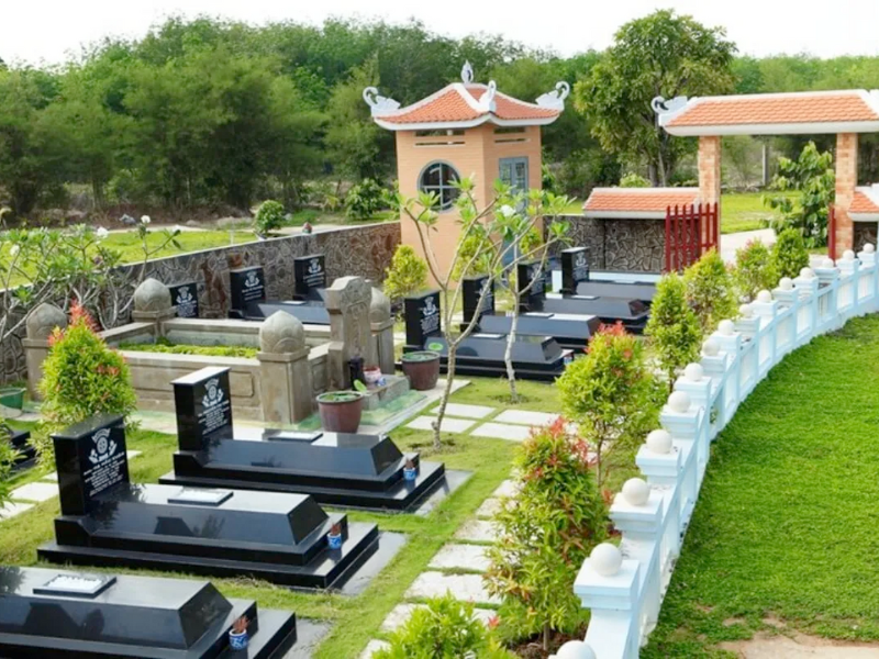 Xem giờ đẹp an táng chuẩn phong thuỷ giúp cho gia đình bình an và tránh được những rắc rối